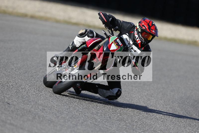 /48 03.10.2026  Speer Racing ADR/Gruppe gruen/122